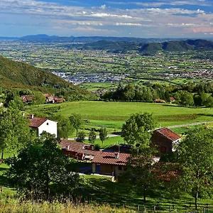 il-maggiociondolo-agriturismo.hotelinveneto.com/